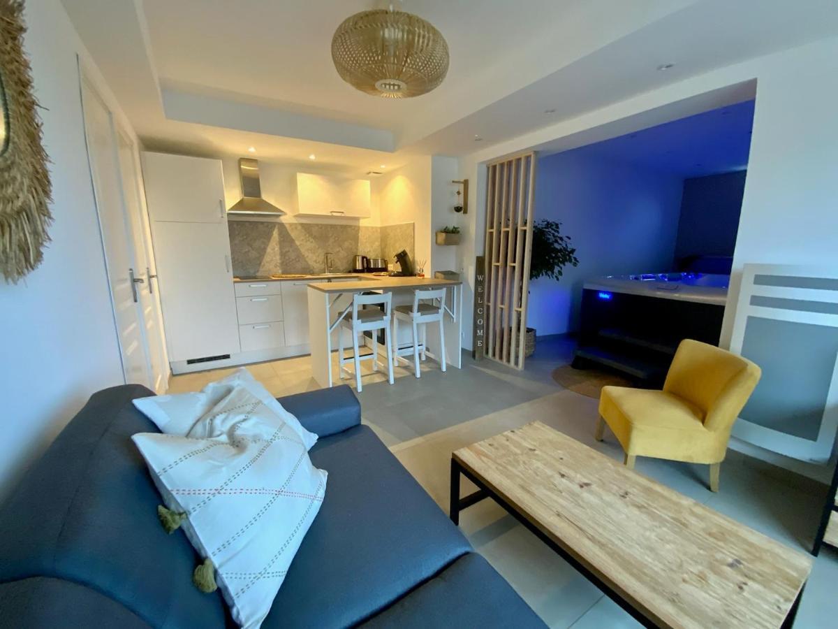 Le Gite De Campagnette Avec Son Jacuzzi Privatif Saint-Martin-Choquel Ngoại thất bức ảnh